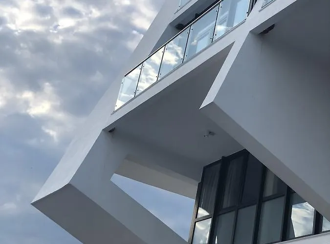 Adriatic * Shëngjin